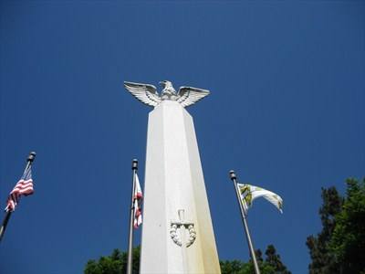 War Memorial Column