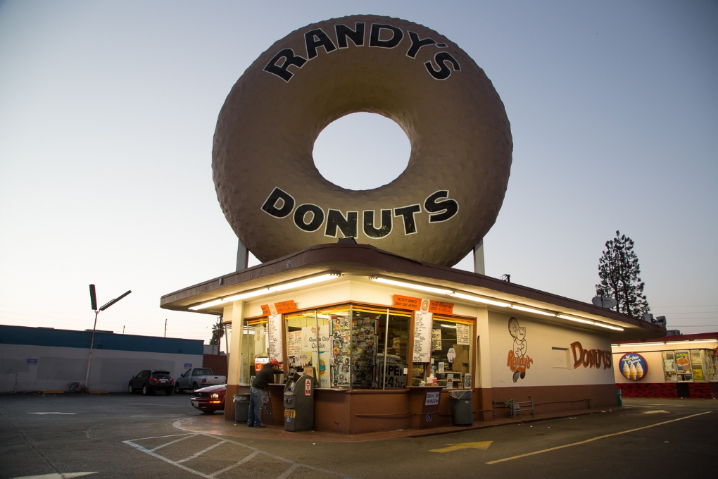 Randys Donuts